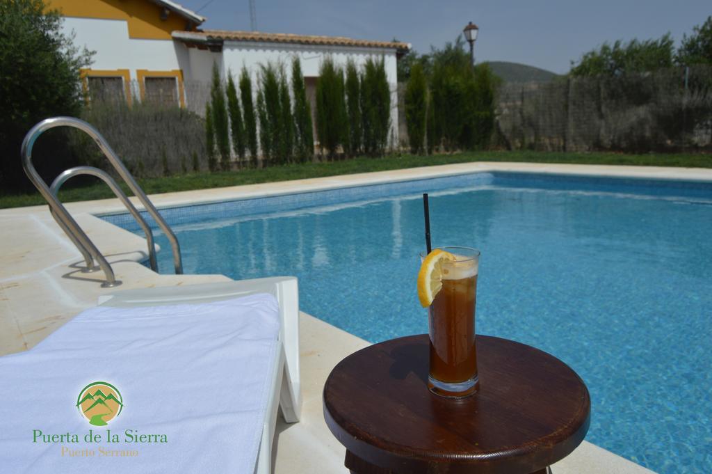 Apartamentos Puerta Sierra Puerto Serrano Esterno foto